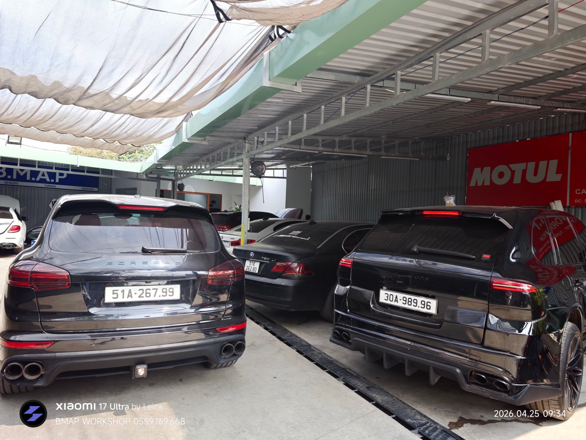 Dàn Porsche Cayenne bảo dưỡng tại BMAP Workshop